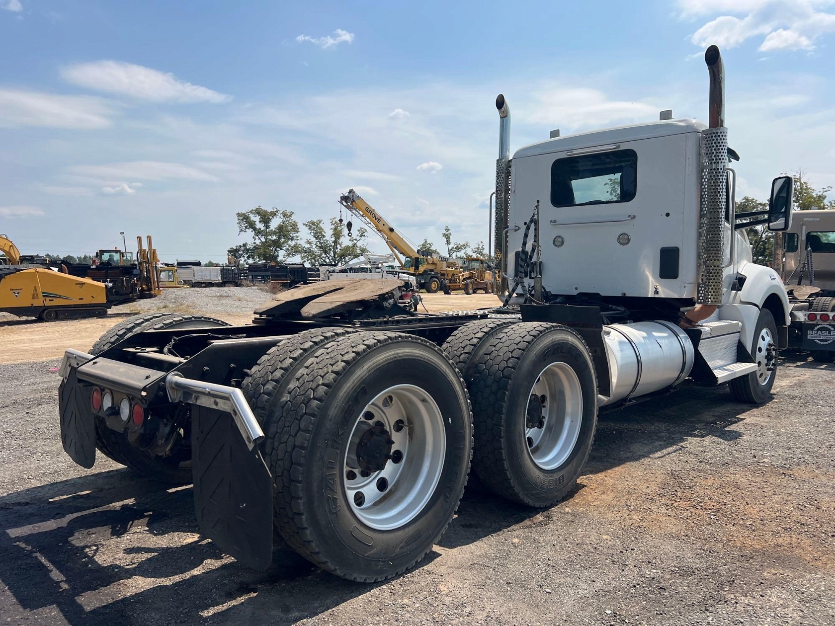 2019 KENWORTH T880 DAY CAB ROAD TRACTOR