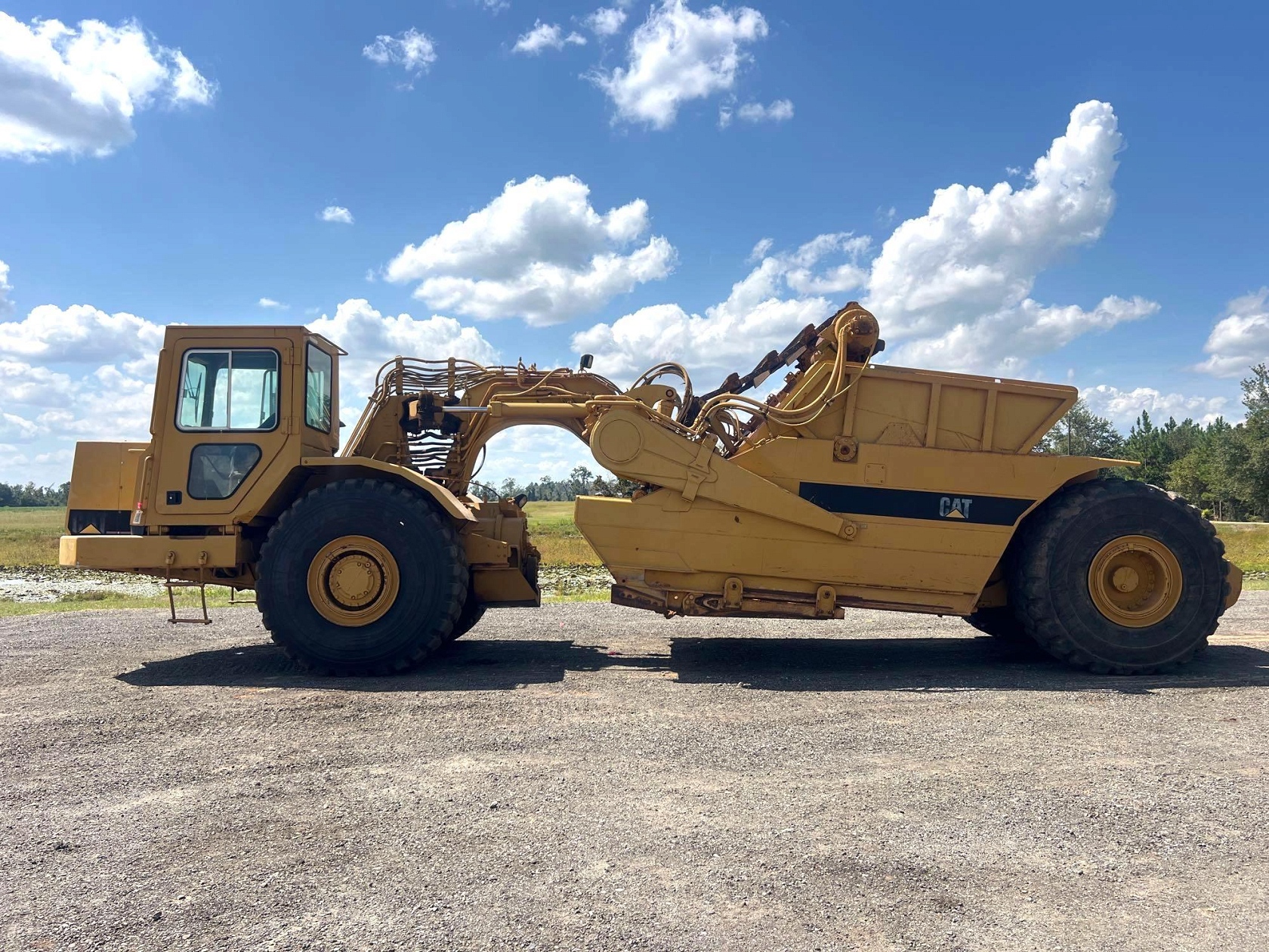 CATERPILLAR 615C MOTOR SCRAPER